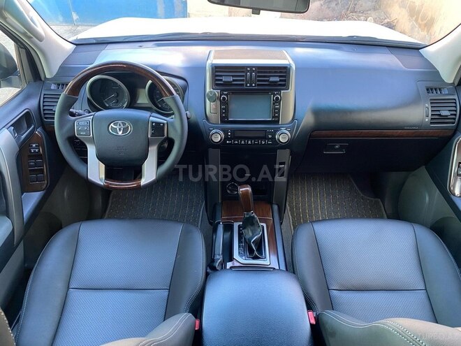 Toyota Prado 2010, 211,200 km - 2.7 l - Bakı