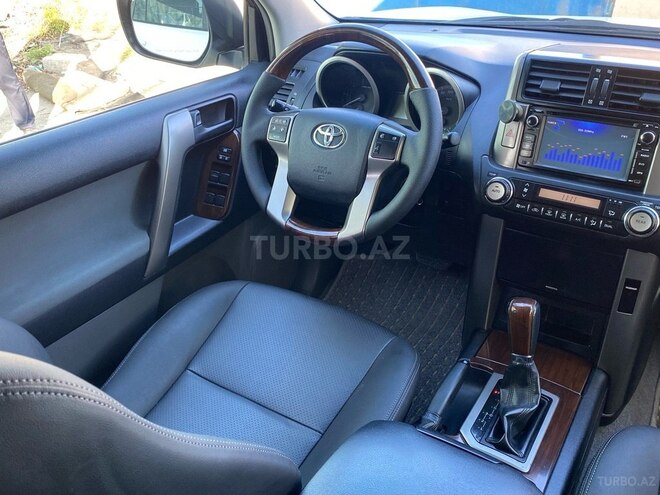 Toyota Prado 2010, 211,200 km - 2.7 l - Bakı