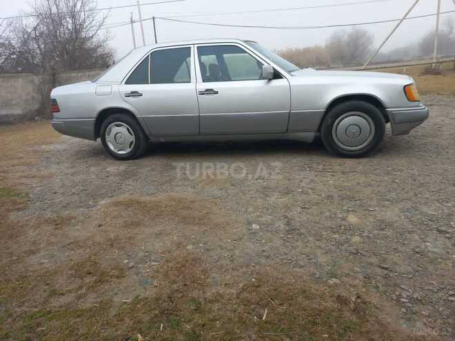 Mercedes E 200 1990, 200,786 km - 2.0 l - İmişli