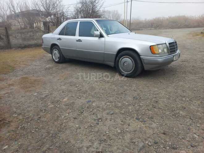Mercedes E 200 1990, 200,786 km - 2.0 l - İmişli