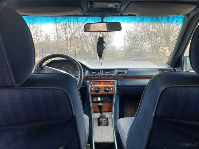 Mercedes E 200 1990, 200,786 km - 2.0 l - İmişli