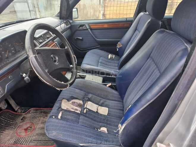Mercedes E 200 1990, 200,786 km - 2.0 l - İmişli
