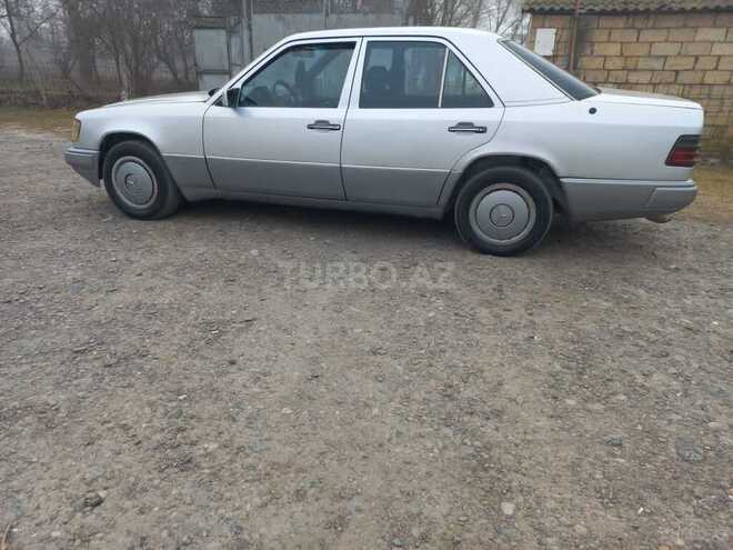 Mercedes E 200 1990, 200,786 km - 2.0 l - İmişli