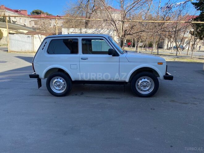 LADA (VAZ) Niva 2011, 215,000 km - 1.7 l - Sumqayıt