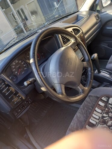 Nissan Terrano 1995, 350,000 km - 2.7 l - Bakı