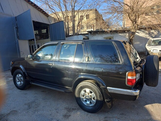 Nissan Terrano 1995, 350,000 km - 2.7 l - Bakı
