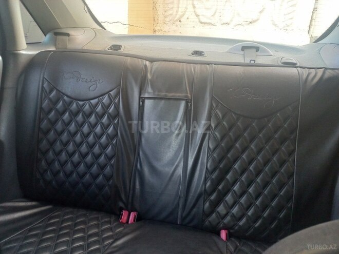 Ford Focus 2000, 250,000 km - 2.0 l - Bakı