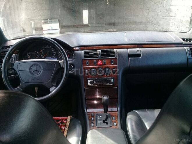 Mercedes E 240 1998, 542,042 km - 2.4 л - Bakı
