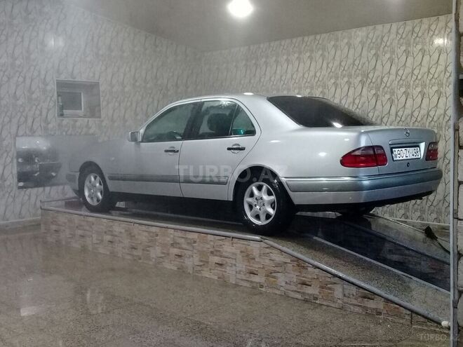 Mercedes E 240 1998, 542,042 km - 2.4 л - Bakı