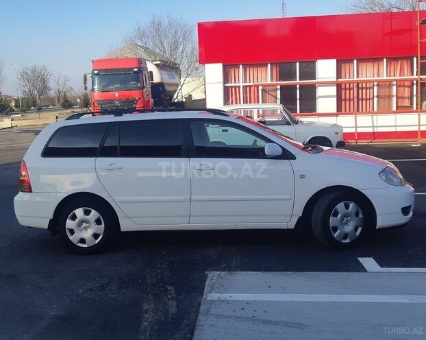 Toyota Corolla 2006, 223,000 km - 1.4 l - Gəncə