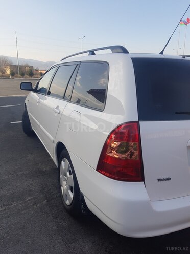 Toyota Corolla 2006, 223,000 km - 1.4 l - Gəncə