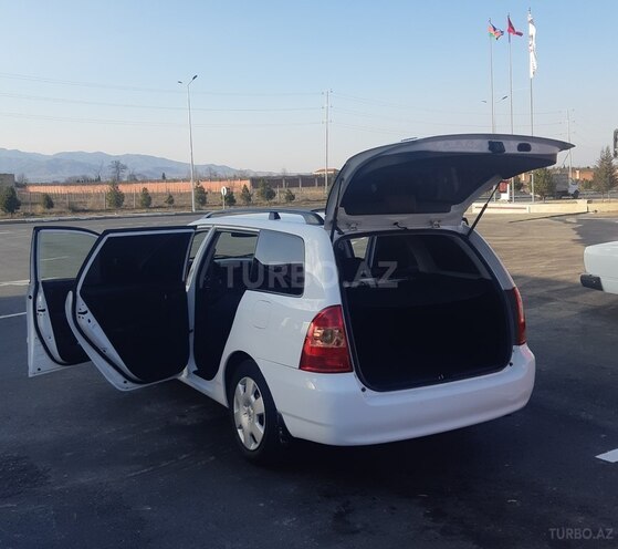 Toyota Corolla 2006, 223,000 km - 1.4 l - Gəncə