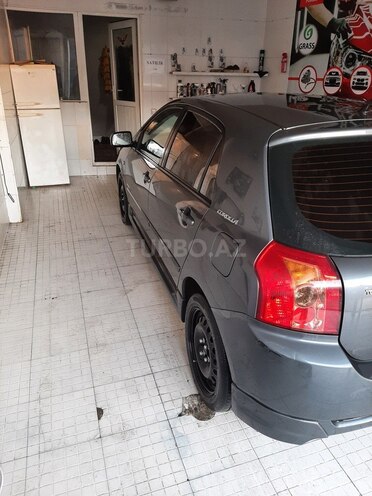Toyota Corolla 2005, 239,382 km - 1.4 л - Bakı