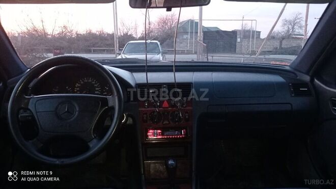 Mercedes C 220 1997, 491,590 km - 2.2 l - Bakı