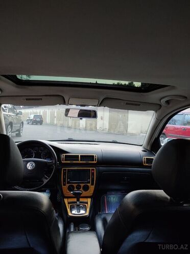 Volkswagen Passat 2004, 355,000 km - 1.8 l - Bakı