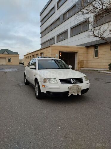 Volkswagen Passat 2004, 355,000 km - 1.8 l - Bakı