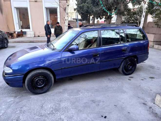 Opel Astra 1997, 300,000 km - 1.6 l - Bakı