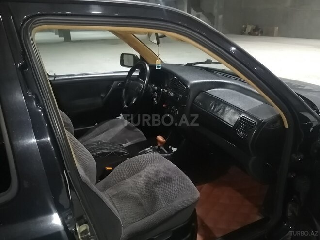 Volkswagen Golf 1997, 290,000 km - 2.0 l - Bakı