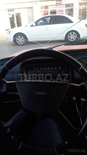 LADA (VAZ) 21011 1985, 250,000 km - 1.5 l - Sabirabad