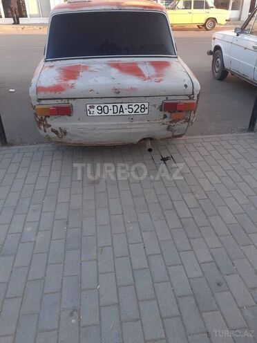 LADA (VAZ) 21011 1985, 250,000 km - 1.5 l - Sabirabad