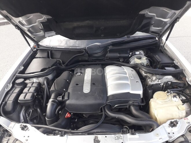 Mercedes E 220 2000, 480,000 km - 2.2 л - Gəncə