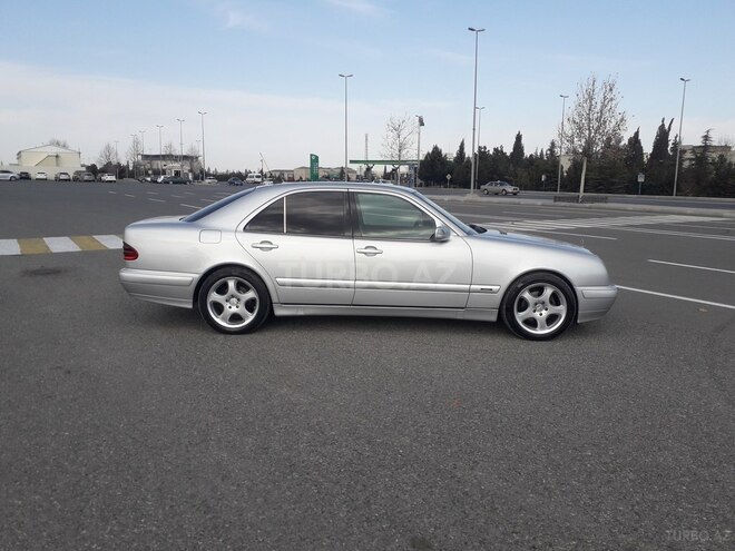 Mercedes E 220 2000, 480,000 km - 2.2 л - Gəncə