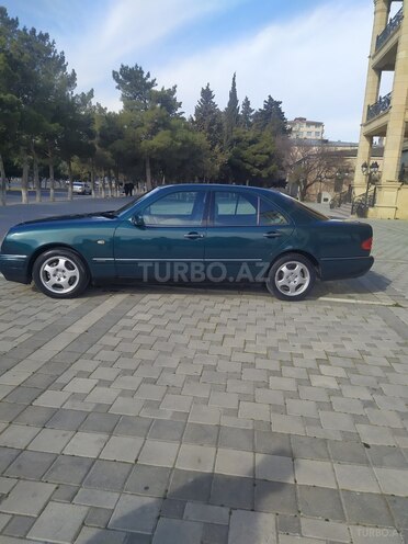 Mercedes E 240 1998, 28,566 km - 2.4 l - Sumqayıt