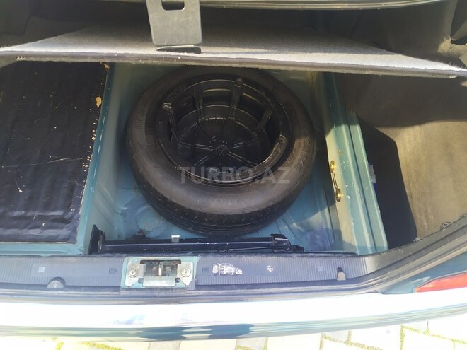 Mercedes E 240 1998, 28,566 km - 2.4 l - Sumqayıt