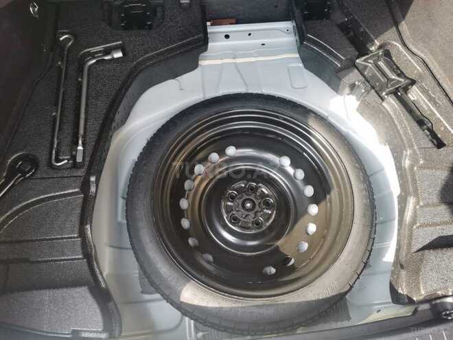 Toyota Prius 2019, 65,000 km - 1.8 l - Bakı