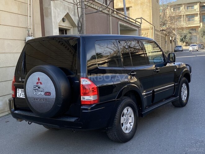 Mitsubishi Pajero 2005, 200,000 km - 3.0 l - Bakı