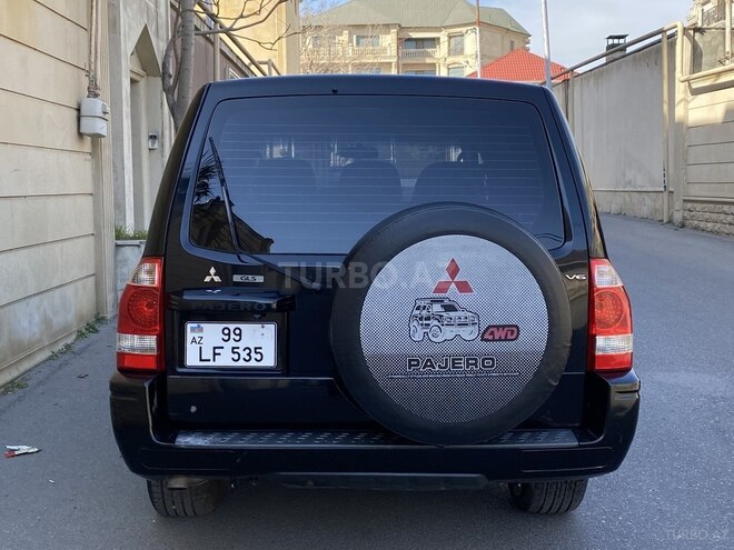 Mitsubishi Pajero 2005, 200,000 km - 3.0 l - Bakı