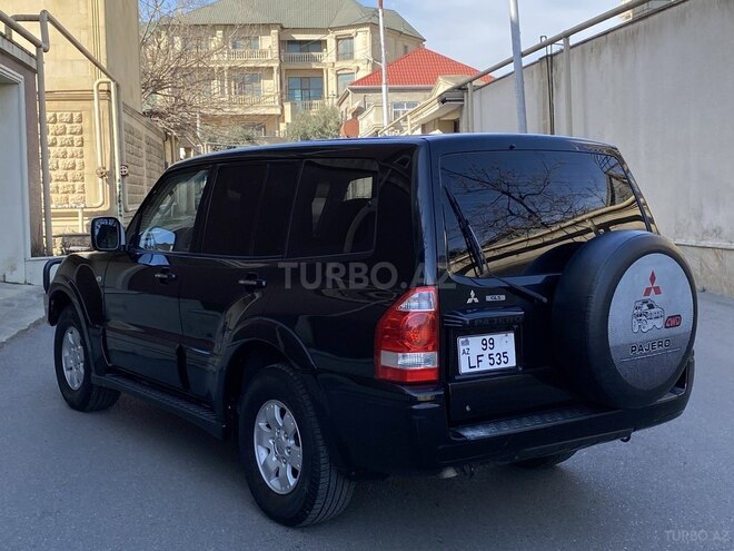 Mitsubishi Pajero 2005, 200,000 km - 3.0 l - Bakı