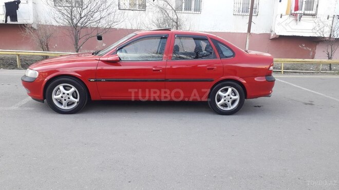 Opel Vectra 1998, 152,000 km - 2.0 l - Sumqayıt