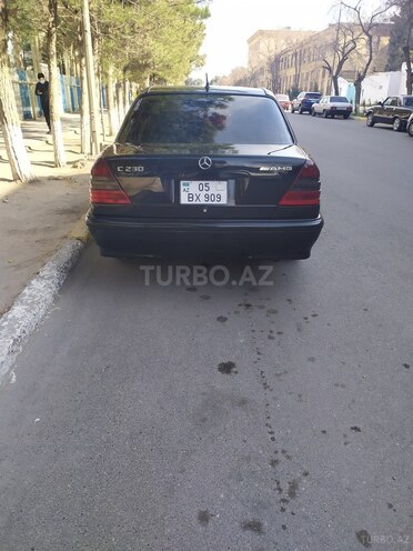 Mercedes C 230 1999, 275,000 km - 2.3 l - Sumqayıt