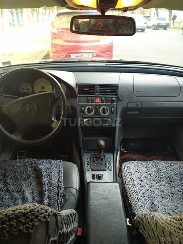 Mercedes C 230 1999, 275,000 km - 2.3 l - Sumqayıt
