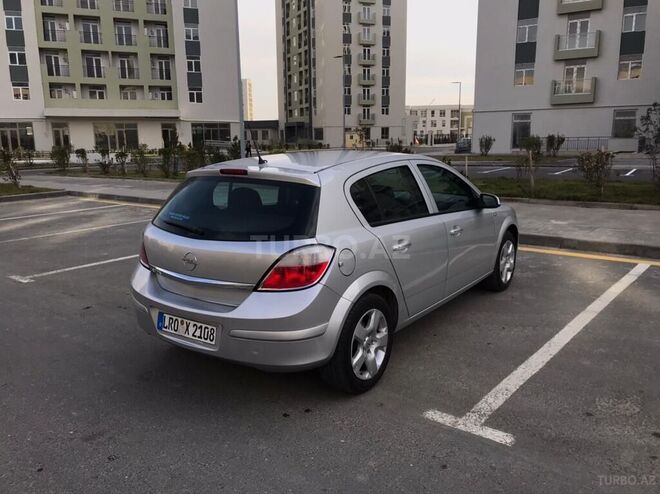 Opel Astra 2006, 170,000 km - 1.3 л - Bakı