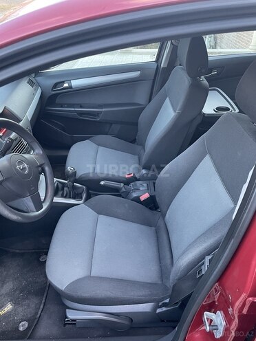 Opel Astra 2006, 158,000 km - 1.4 l - Gəncə