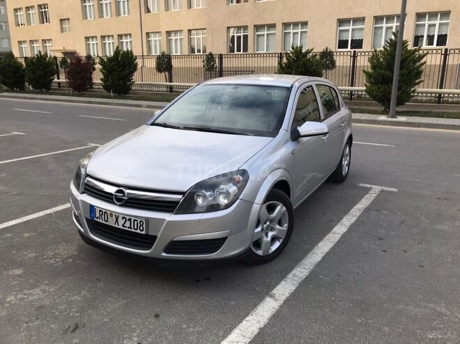 Opel Astra 2006, 170,000 km - 1.3 л - Bakı