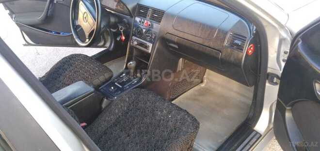 Mercedes C 220 2000, 284,713 km - 2.2 l - Sabirabad