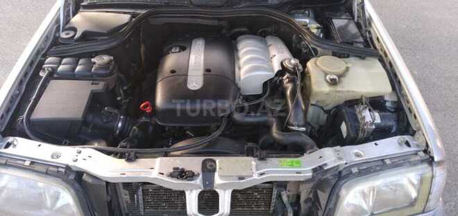 Mercedes C 220 2000, 284,713 km - 2.2 l - Sabirabad