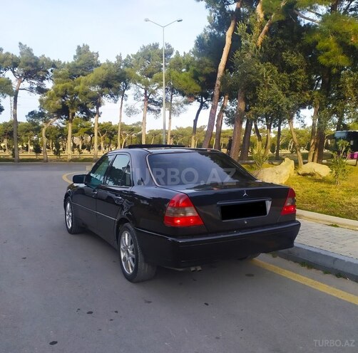 Mercedes C 250 1993, 127,000 km - 2.5 l - Bakı
