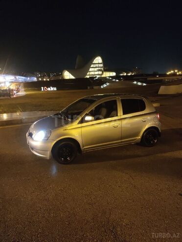 Toyota Vitz 1999, 299,999 km - 1.0 l - Bakı