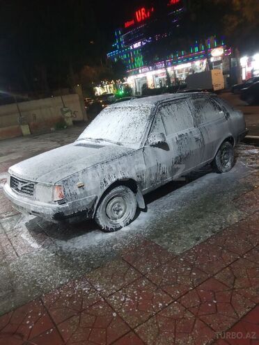 Volvo  1979, 300,000 km - 1.6 l - Bakı