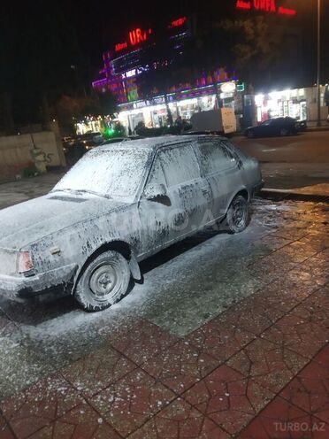 Volvo  1979, 300,000 km - 1.6 l - Bakı