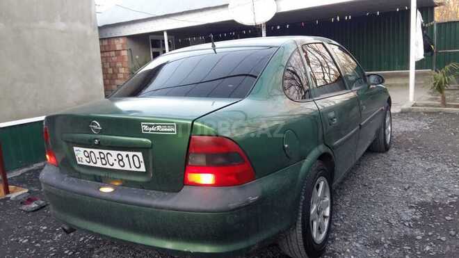Opel Vectra 1998, 208,532 km - 2.0 l - Zaqatala