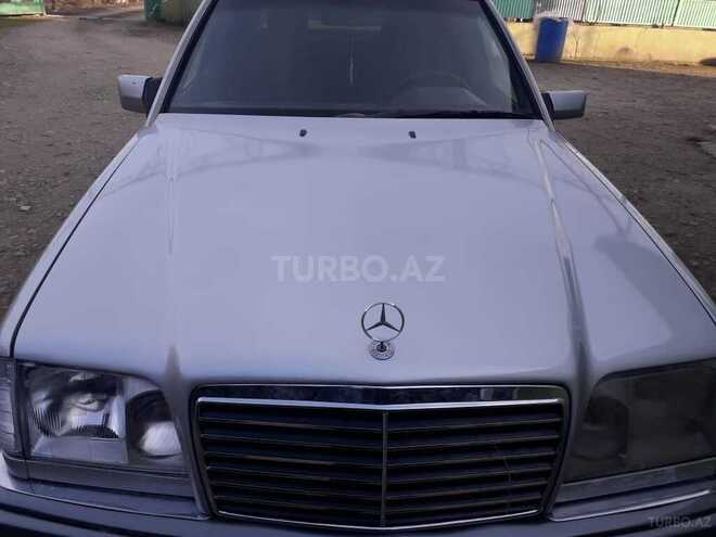 Mercedes E 220 1995, 430,000 km - 2.2 л - Bakı