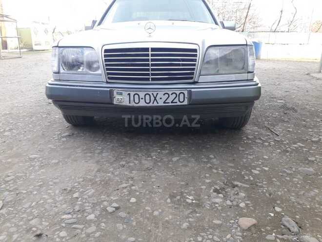 Mercedes E 220 1995, 430,000 km - 2.2 л - Bakı