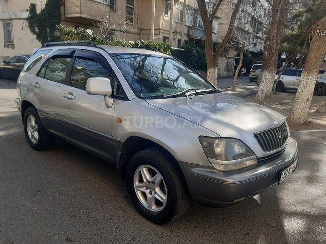 Toyota Harrier 2001, 198,000 km - 2.2 л - Bakı