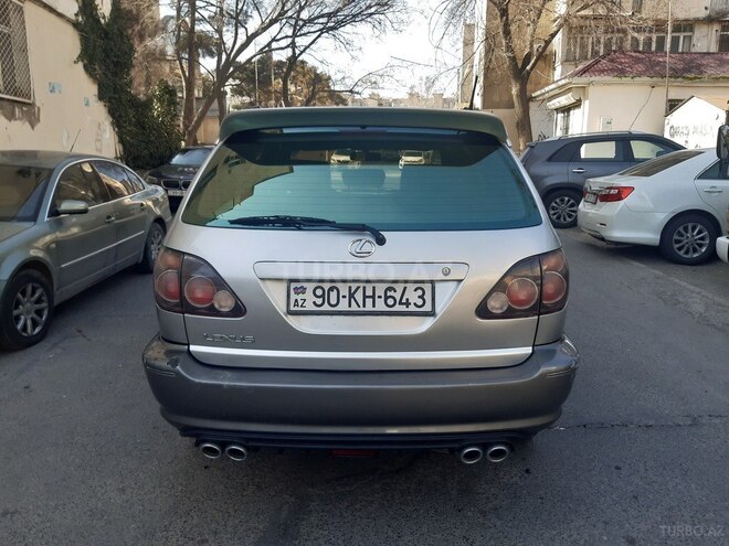 Toyota Harrier 2001, 198,000 km - 2.2 л - Bakı