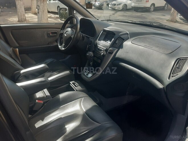 Toyota Harrier 2001, 198,000 km - 2.2 л - Bakı